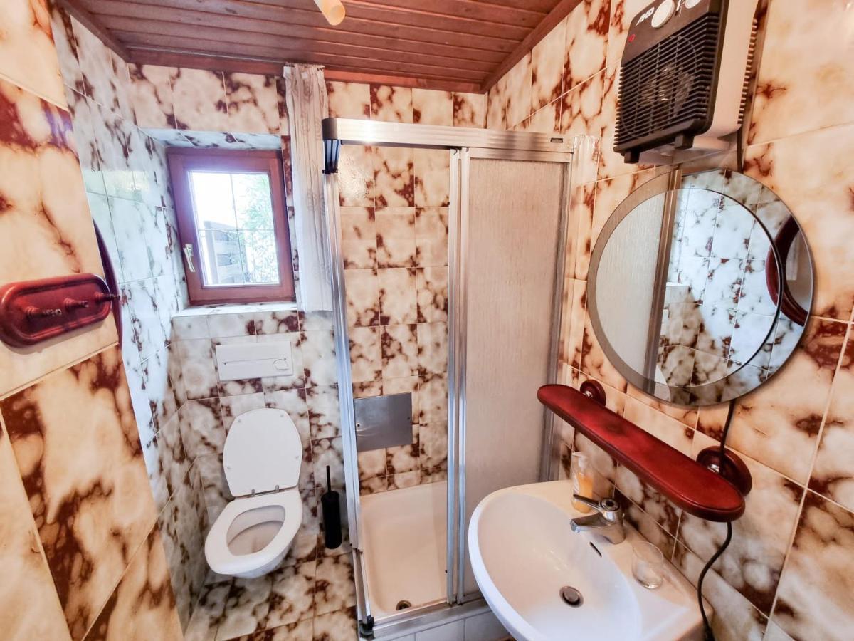 Ruhige Wohnung Mit Schoenem Eigengarten In Seeboden Am Millstaettersee المظهر الخارجي الصورة