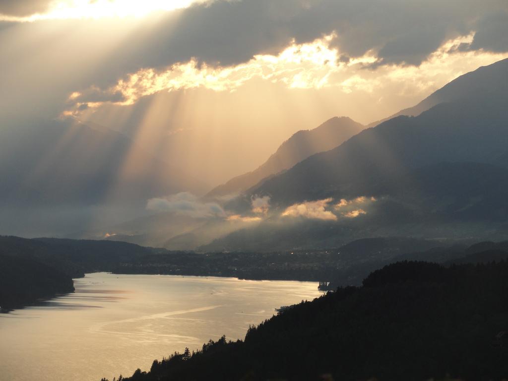 Ruhige Wohnung Mit Schoenem Eigengarten In Seeboden Am Millstaettersee المظهر الخارجي الصورة